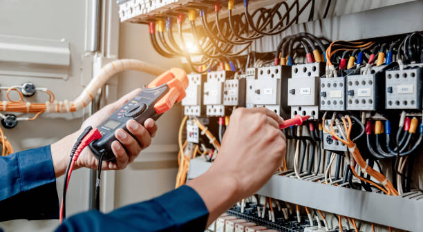 Best Affordable Emergency Electrician  in Country Homes, WA